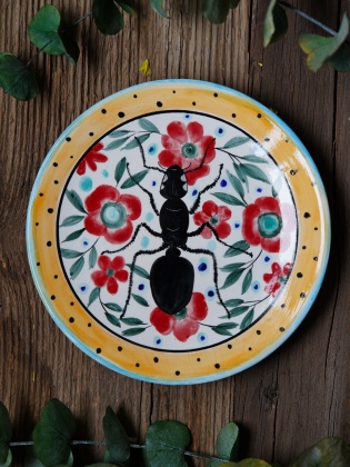 Handcraft Design Tile Plate Ant