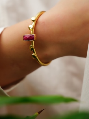 Handmade Gold Plated Brass Bracelet Ruby and Pearl Detailed