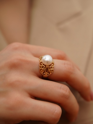 Handmade Design Silver Ring with Pearl