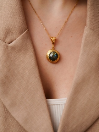 Handmade Gold Plated Brass Necklace With Labradorite Stone