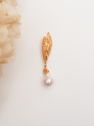 Handmade Design Silver Brooch Pearl