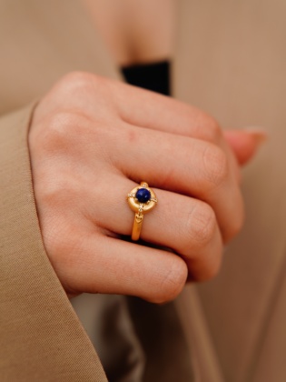 Handmade Design Silver Ring With Lapis Lazuli Stone