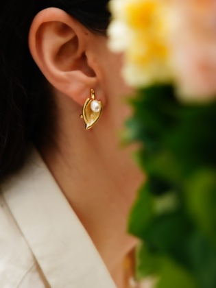 Silver Earrings with Pearl Leaf Design