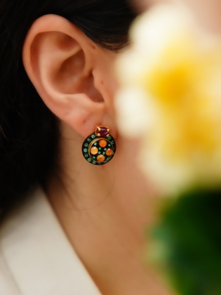 Silver Earrings with Agate and Ruby Stones