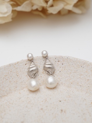 Silver Earrings with Pearl